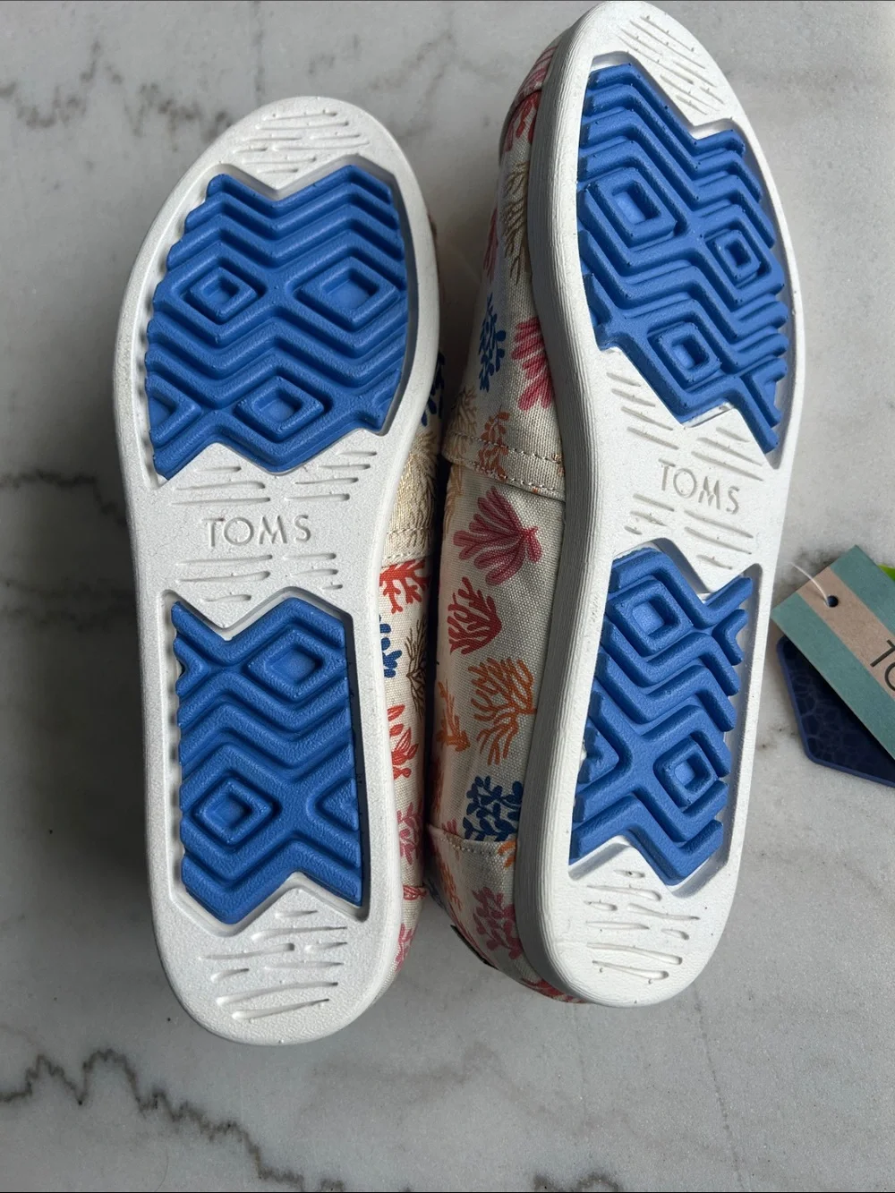 NEW Toms Women's Alpargata White Coral Reef Ortholite Slip On Size 7.5 - Picture 6 of 6
